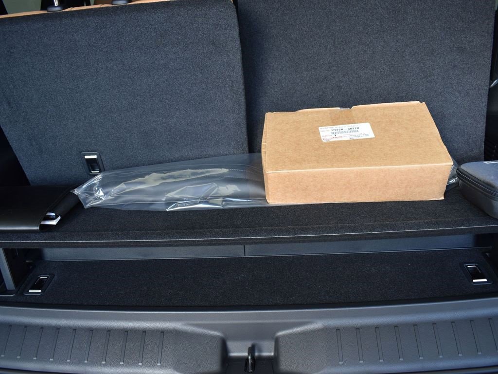 New 2026 Lexus LX 700h Luxury image 23