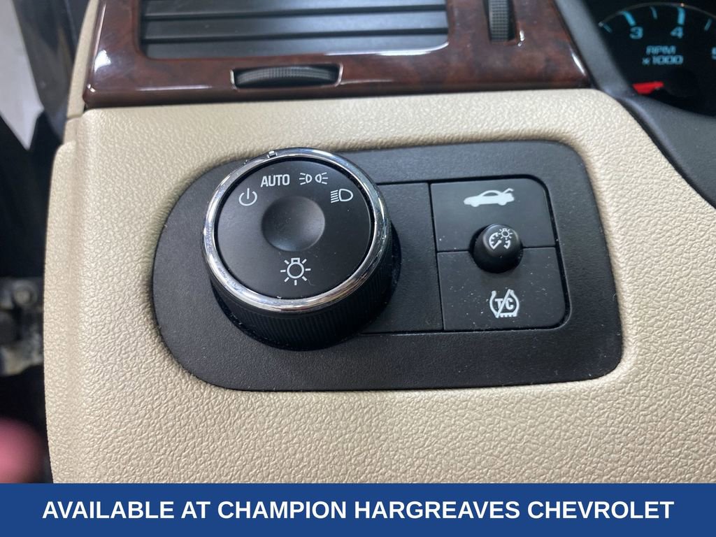 Used 2008 Chevrolet Impala LT w/ Luxury Edition Package FWD image 23