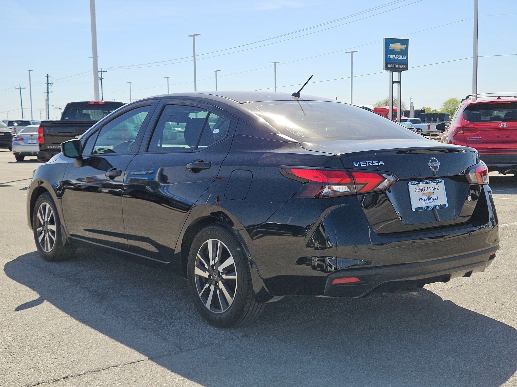 Used 2025 Nissan Versa S w/ S Plus Package image 5