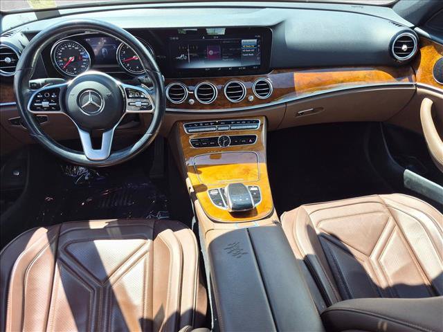 Used 2019 Mercedes-Benz E 300 image 18