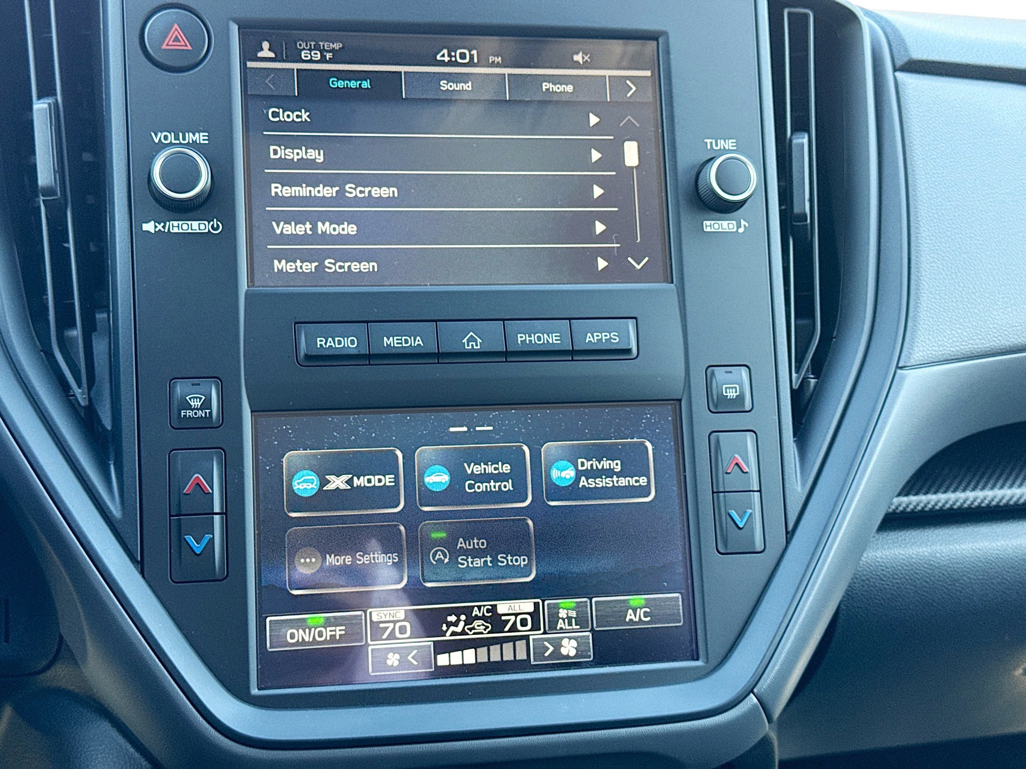 Certified 2025 Subaru Crosstrek 2.0i image 30