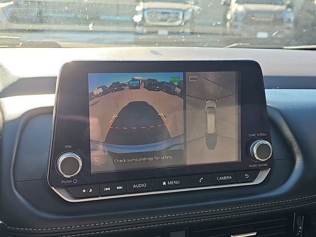 Used 2021 Nissan Rogue SV AWD/4WD image 12