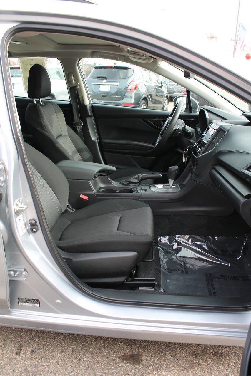 Used 2017 Subaru Impreza 2.0i Premium image 24