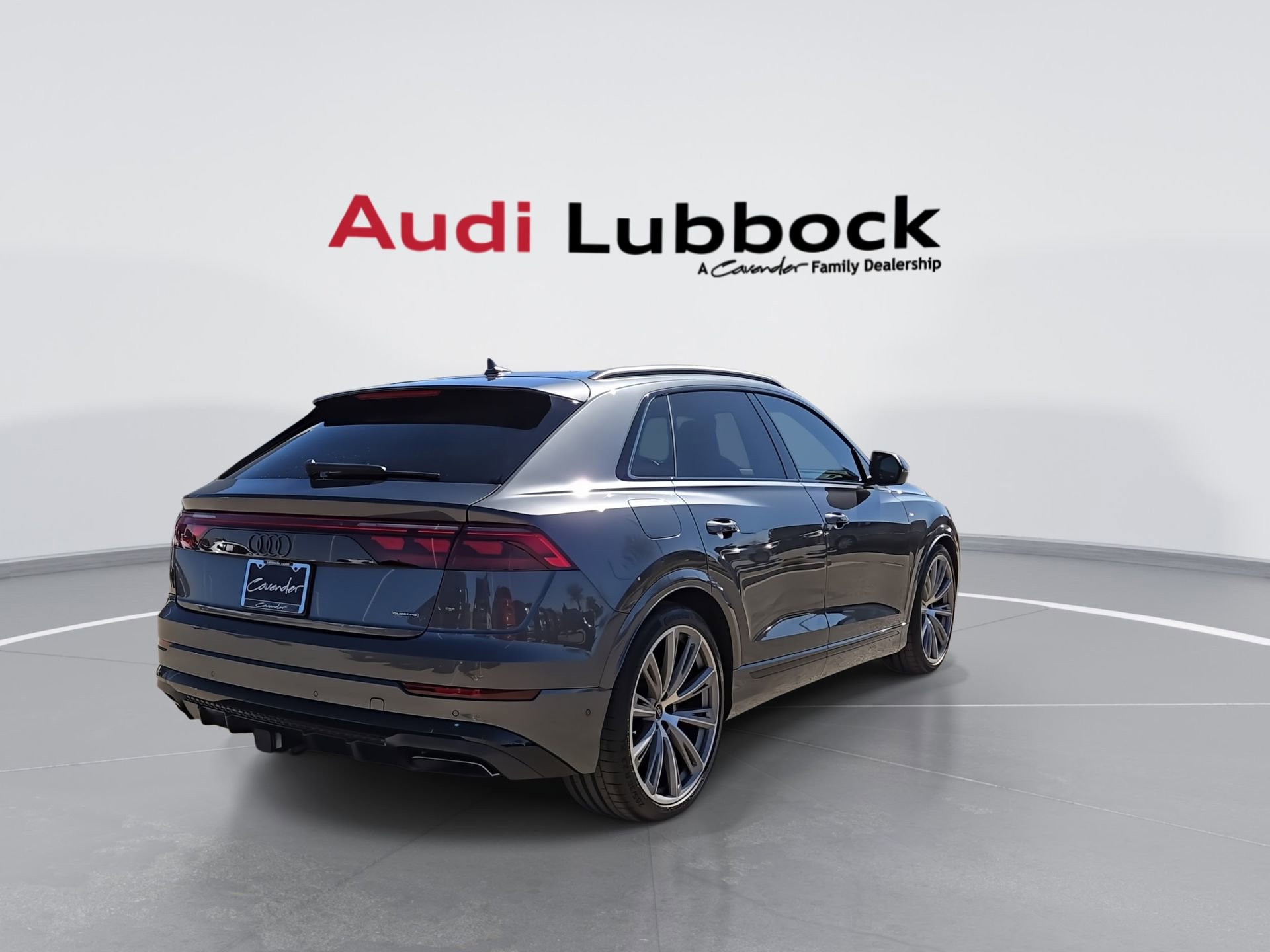 New 2026 Audi Q8 Prestige image 8