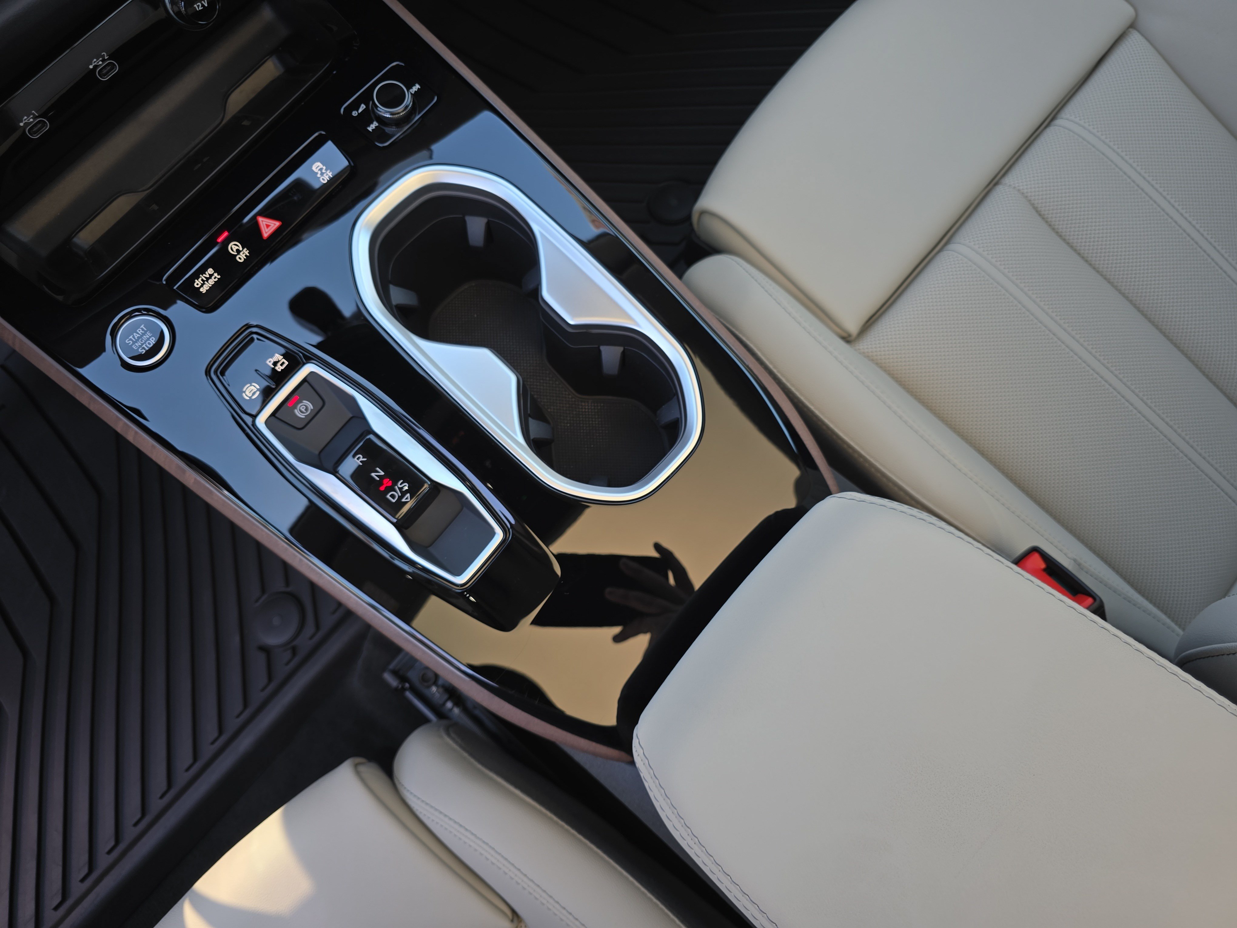 New 2026 Audi A6 Premium Plus AWD/4WD image 25