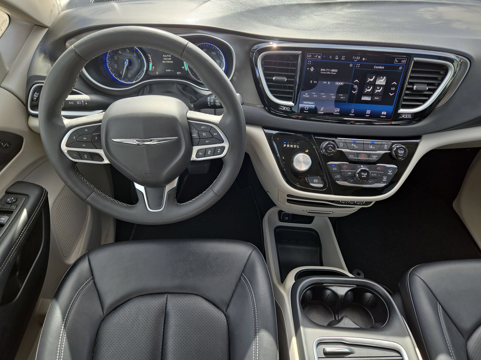 Used 2024 Chrysler Pacifica Touring-L FWD image 14