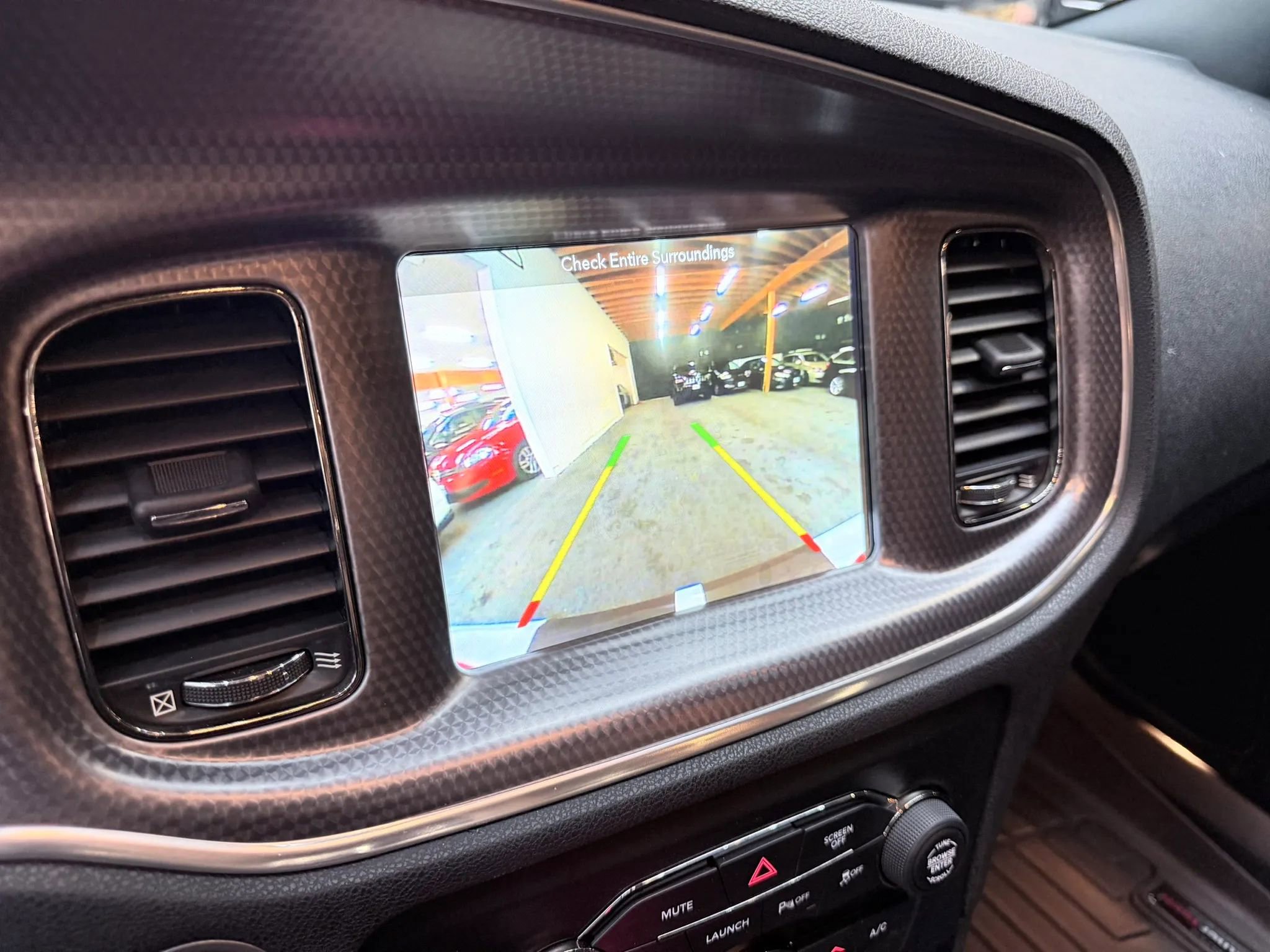 Used 2018 Dodge Charger SRT Hellcat w/ Harman/Kardon Audio Group RWD image 23