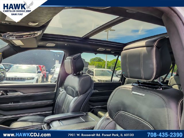 Used 2024 Jeep Grand Wagoneer L Series II w/ Quick Order Packagew 28T AWD/4WD image 10