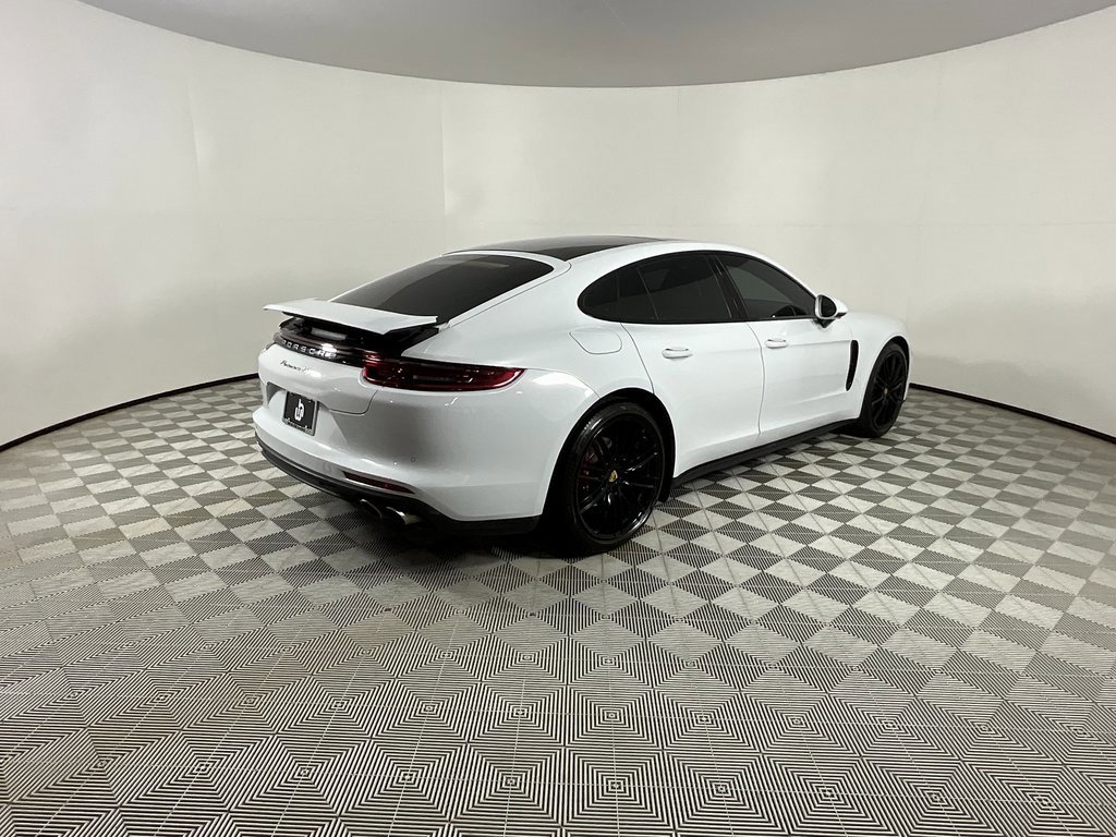 Used 2017 Porsche Panamera 4S image 4