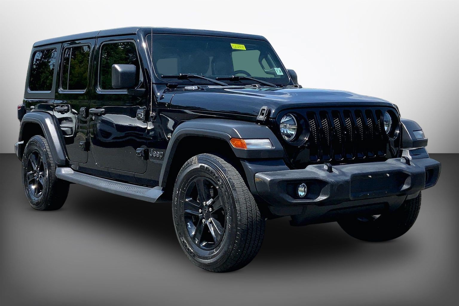 Used 2019 Jeep Wrangler Unlimited Sport AWD/4WD image 3