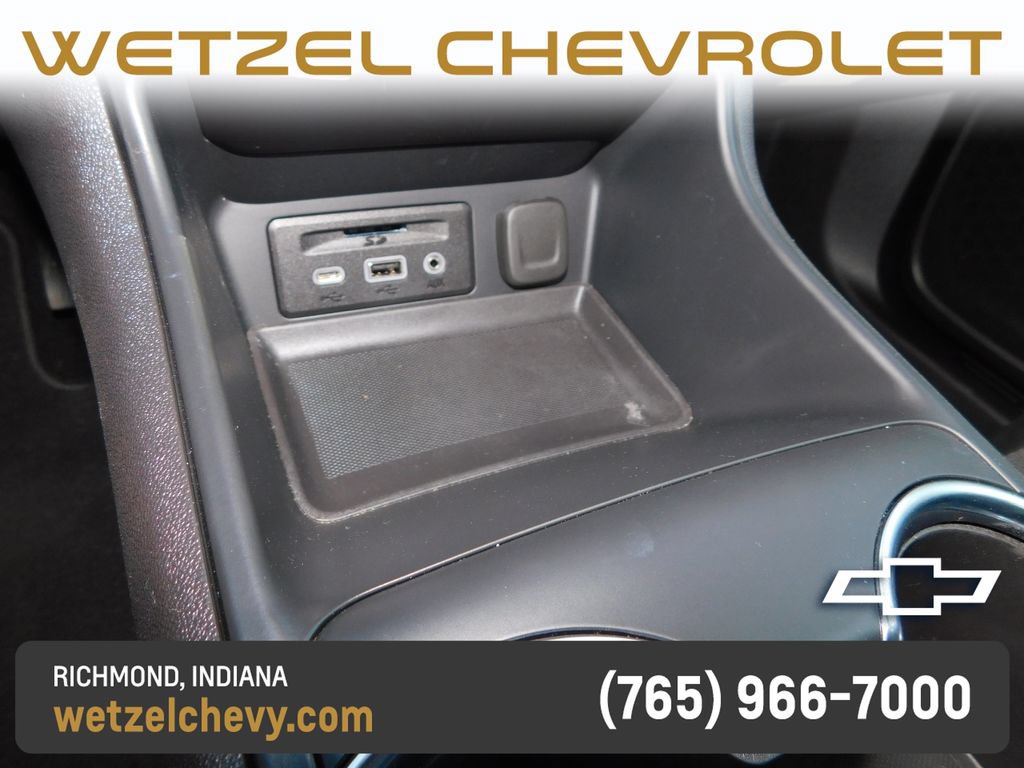 Used 2024 GMC Terrain SLT w/ Tech Package AWD/4WD image 41