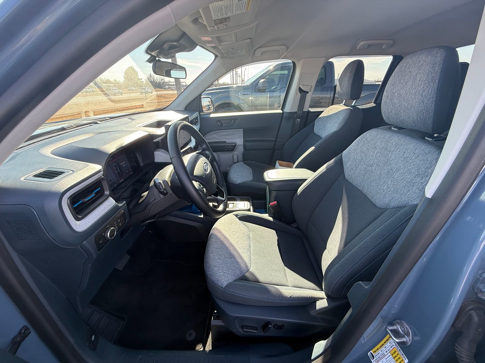 Used 2025 Ford Maverick XLT w/ XLT Luxury Package AWD/4WD image 7