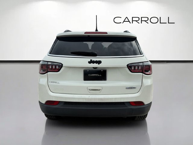 Used 2019 Jeep Compass Latitude w/ Popular Equipment Group FWD image 4