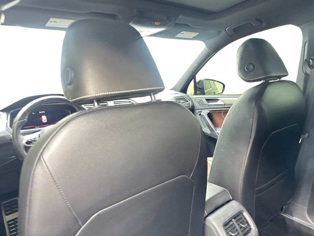 Used 2024 Volkswagen Tiguan SEL R-Line AWD/4WD image 36