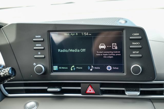New 2026 Hyundai Elantra Sport FWD image 17