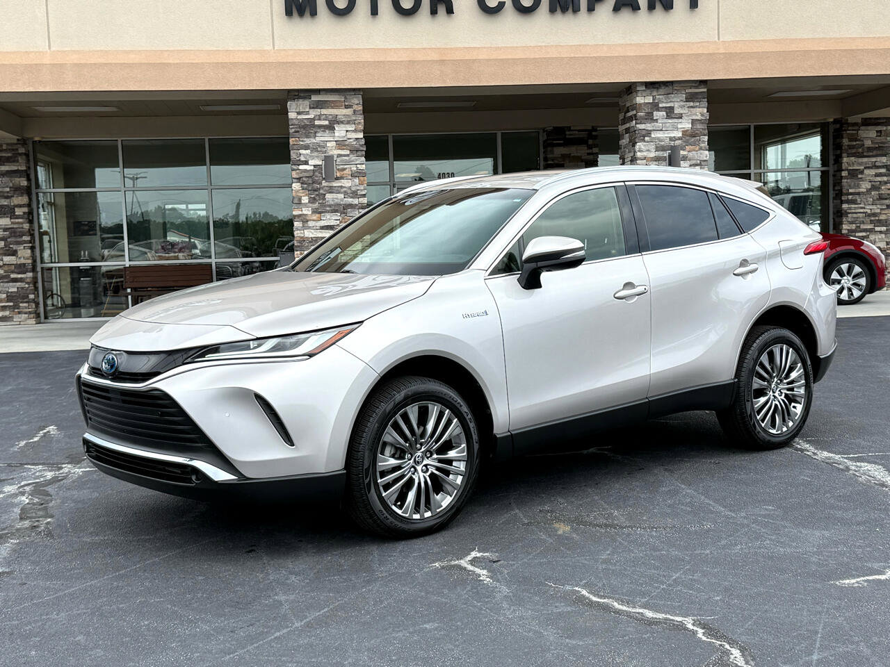 Used 2021 Toyota Venza XLE