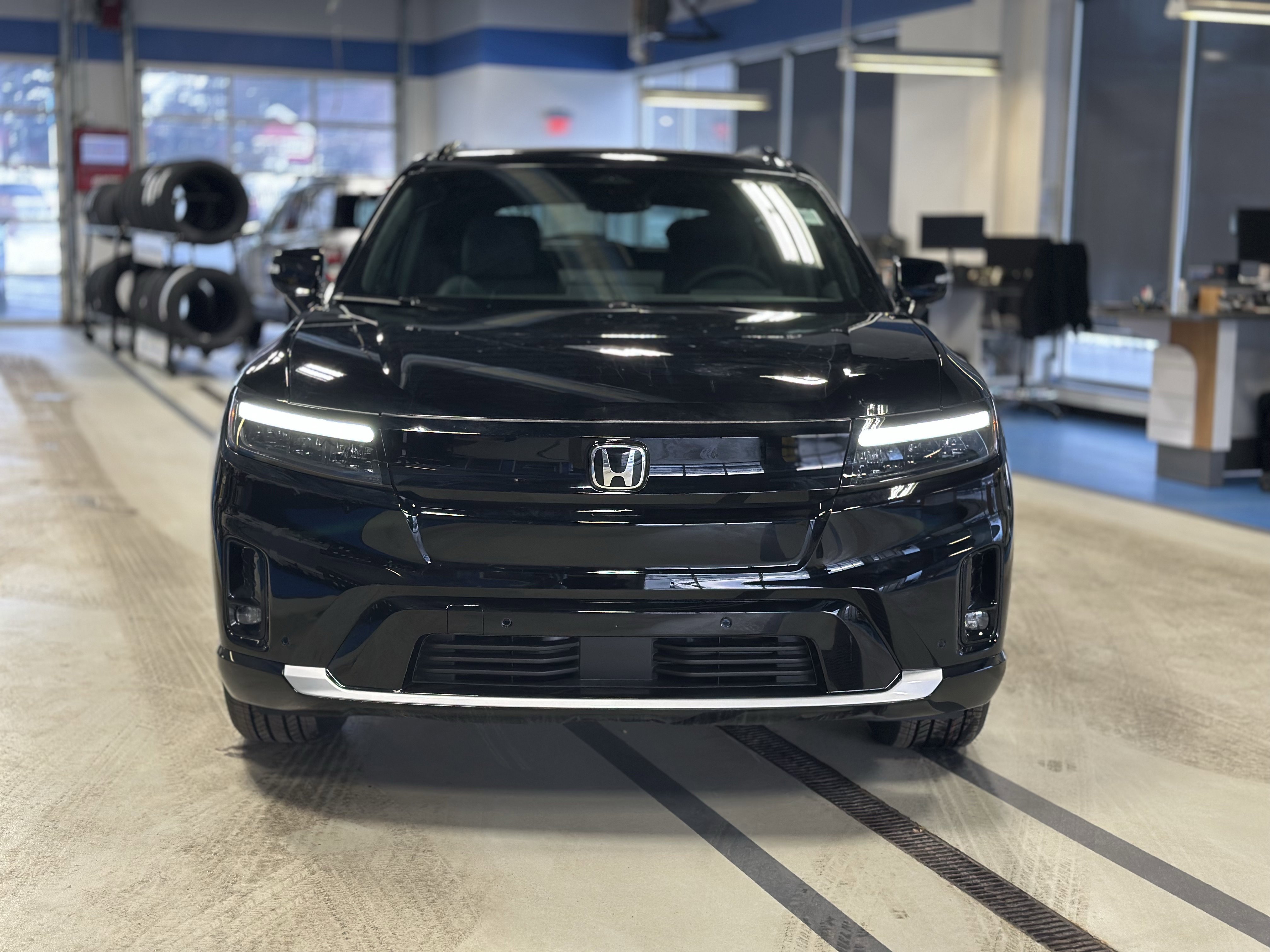 New 2026 Honda Prologue Touring image 2