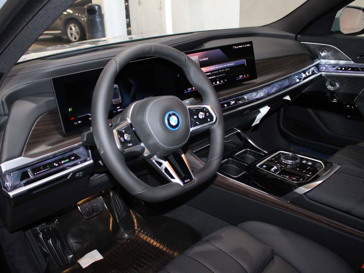 New 2026 BMW i7 eDrive50 w/ M Sport Package image 10