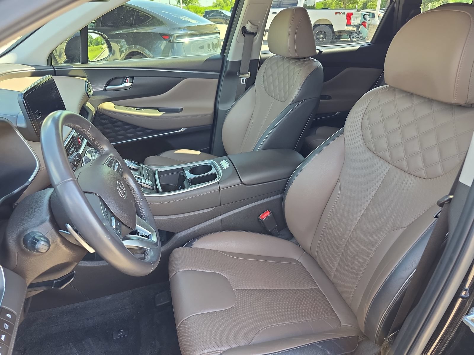 Used 2022 Hyundai Santa Fe SEL Premium AWD/4WD image 12
