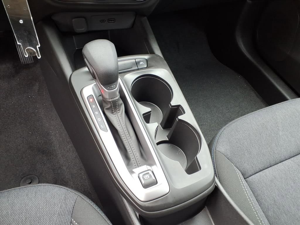 Used 2024 Chevrolet Trax LS image 29