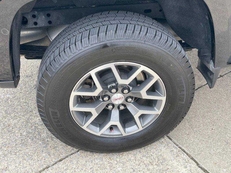 Used 2018 GMC Canyon All Terrain w/ Trailering Package image 11