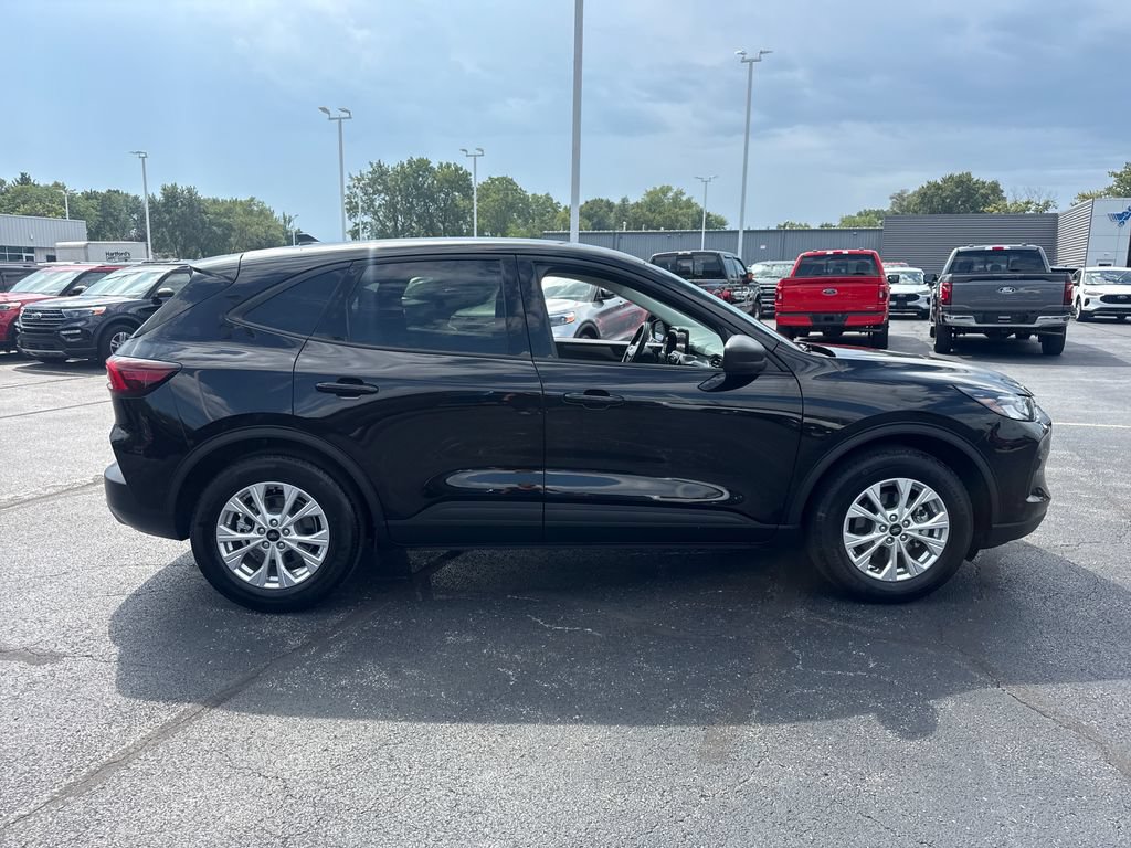 Used 2025 Ford Escape Active FWD image 6