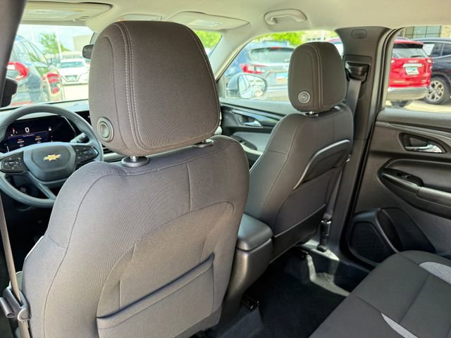 Used 2025 Chevrolet TrailBlazer LT image 25