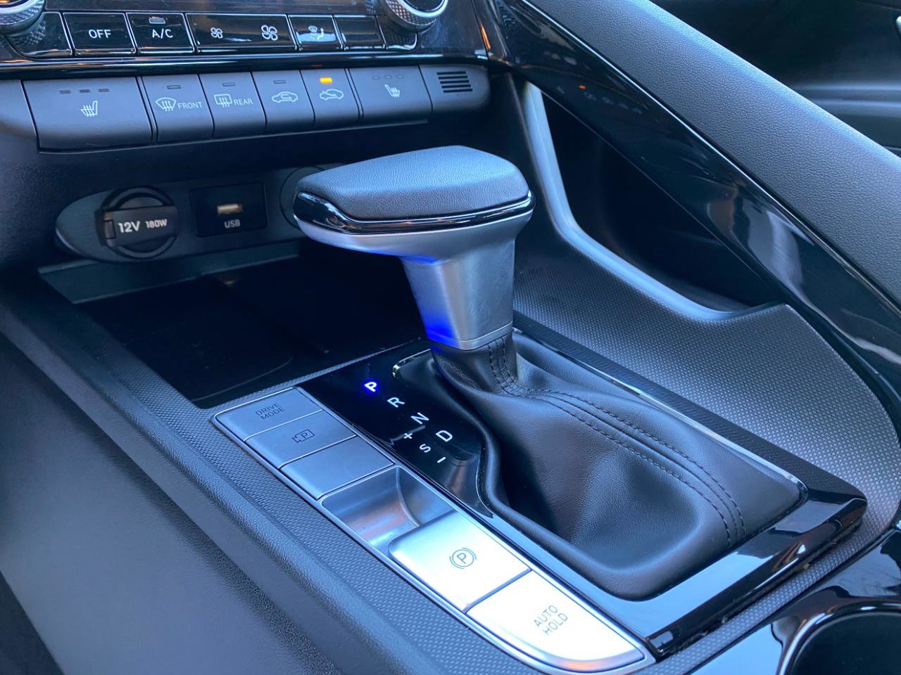 Used 2025 Hyundai Elantra Limited image 55