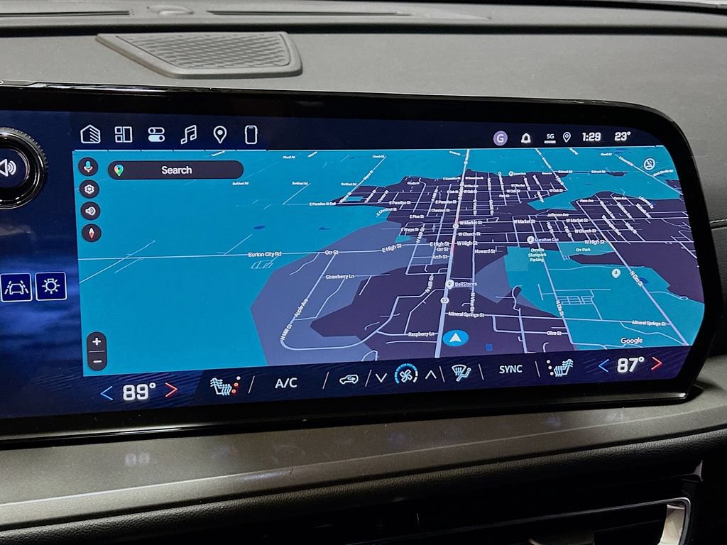 New 2026 Chevrolet Traverse LT w/ Enhanced Driving Package FWD image 14