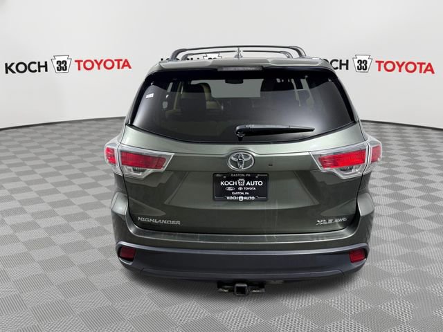 Used 2016 Toyota Highlander XLE AWD/4WD image 7