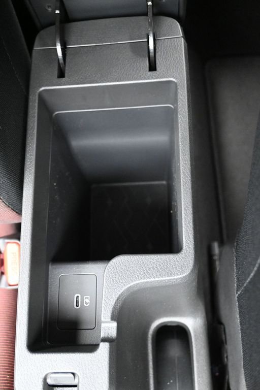 New 2025 Nissan Versa SR w/ Trunk Package FWD image 23