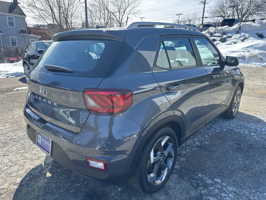Used 2026 Hyundai Venue SEL image 5