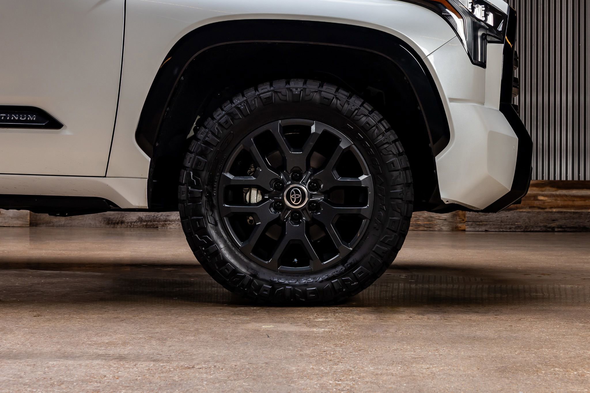 Used 2024 Toyota Tundra Platinum AWD/4WD image 11