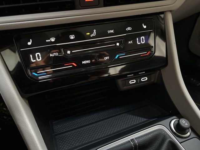 New 2026 Volkswagen Jetta SE image 22