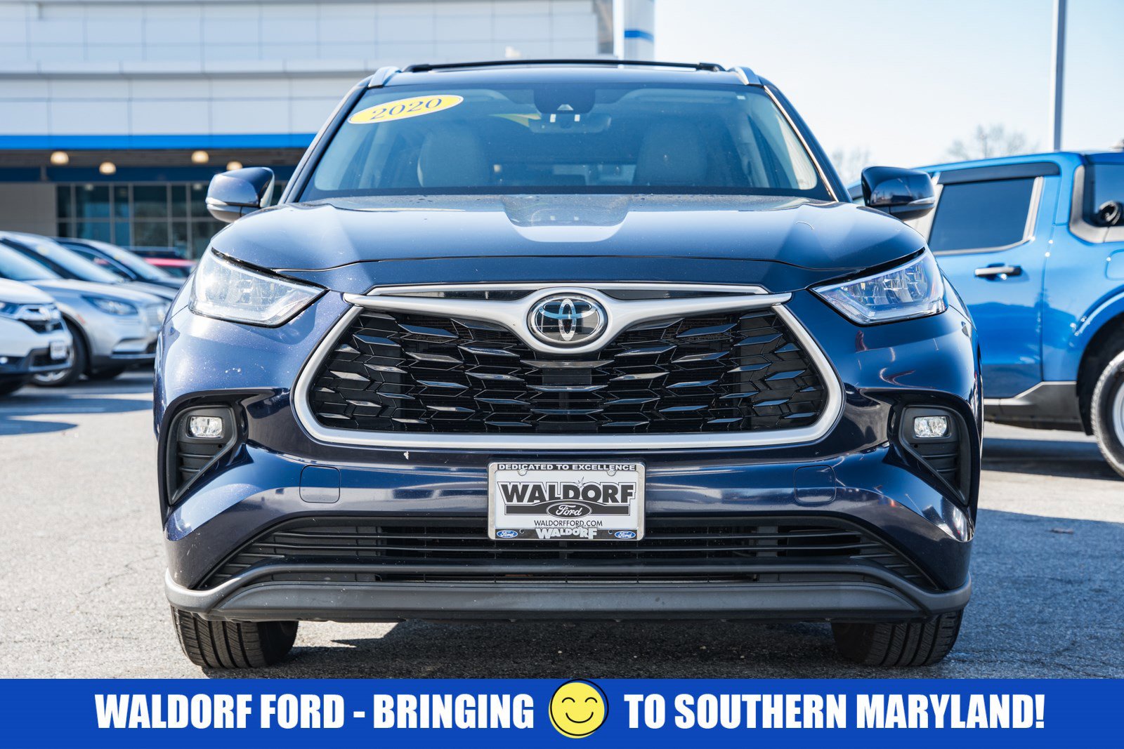 Used 2020 Toyota Highlander XLE image 2