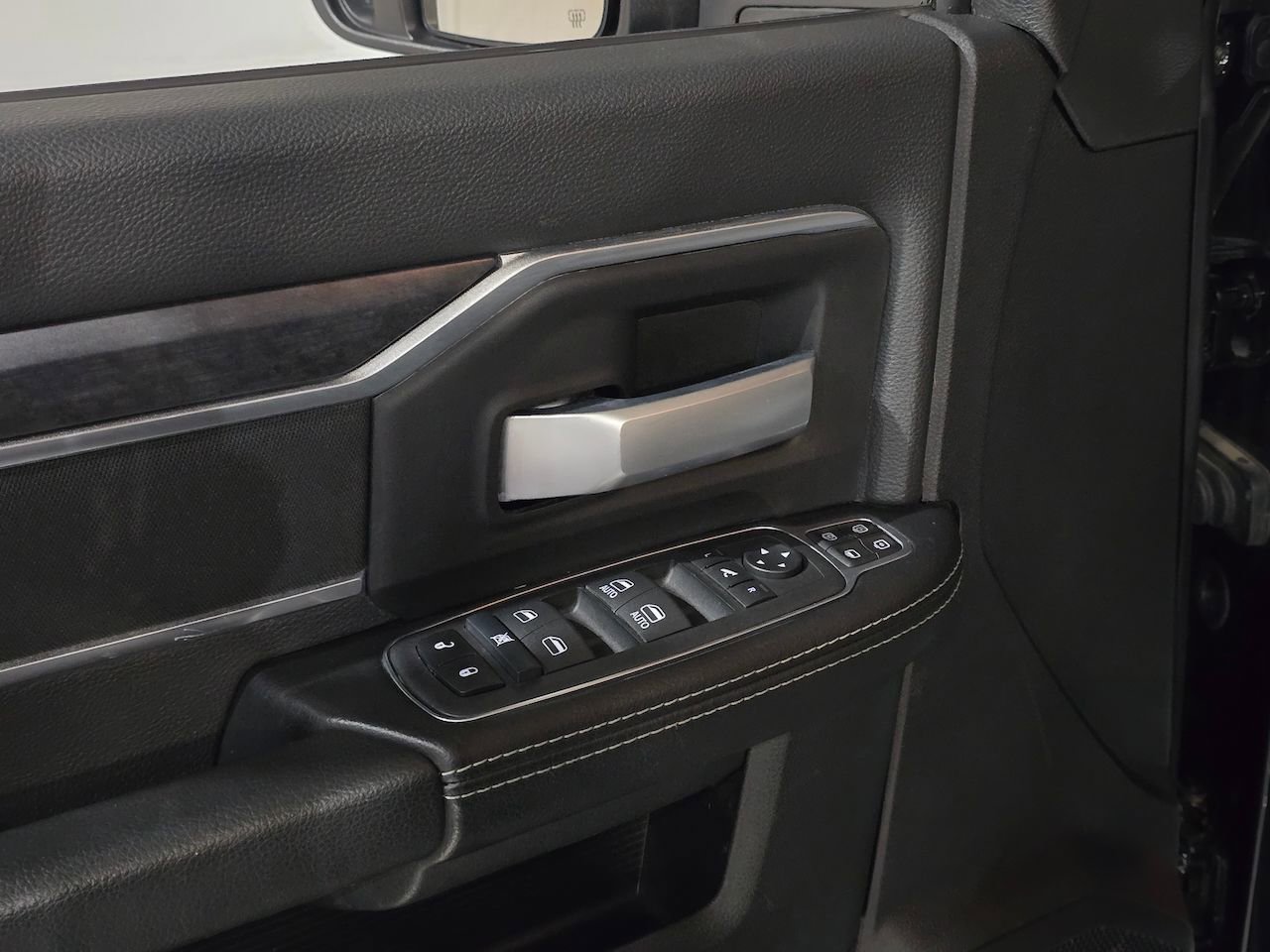 Used 2024 RAM 2500 Big Horn image 17