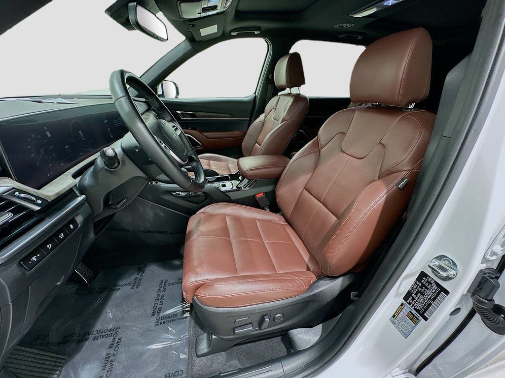 Used 2024 Kia Telluride SX w/ Towing Package FWD image 20