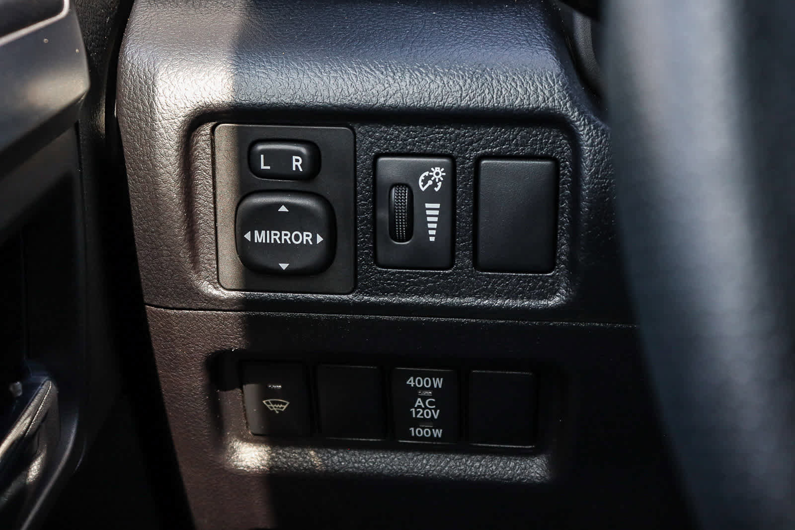 Used 2017 Toyota 4Runner SR5 image 30