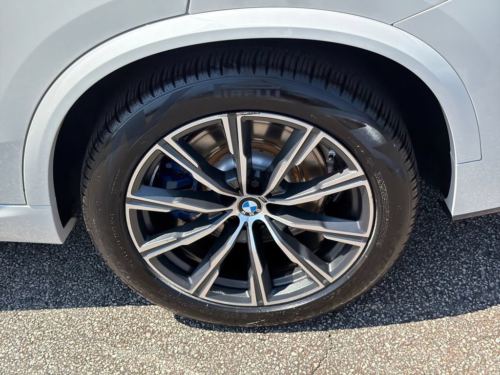 Used 2023 BMW X5 M50i w/ Executive Package AWD/4WD image 19
