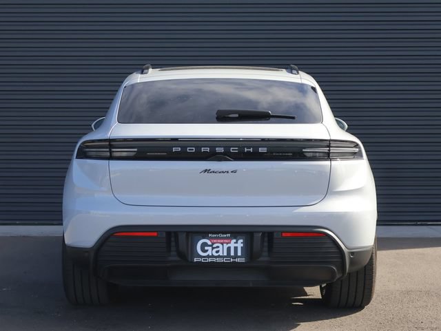 Certified 2025 Porsche Macan 4 Electric AWD/4WD image 11