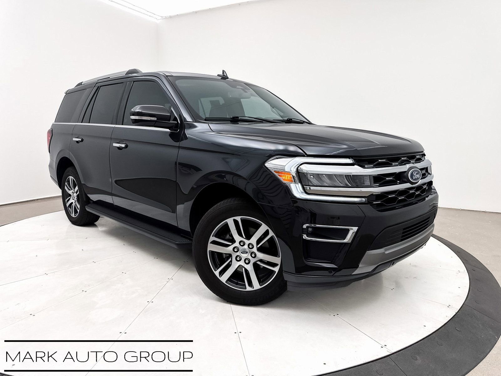 Used 2024 Ford Expedition Limited