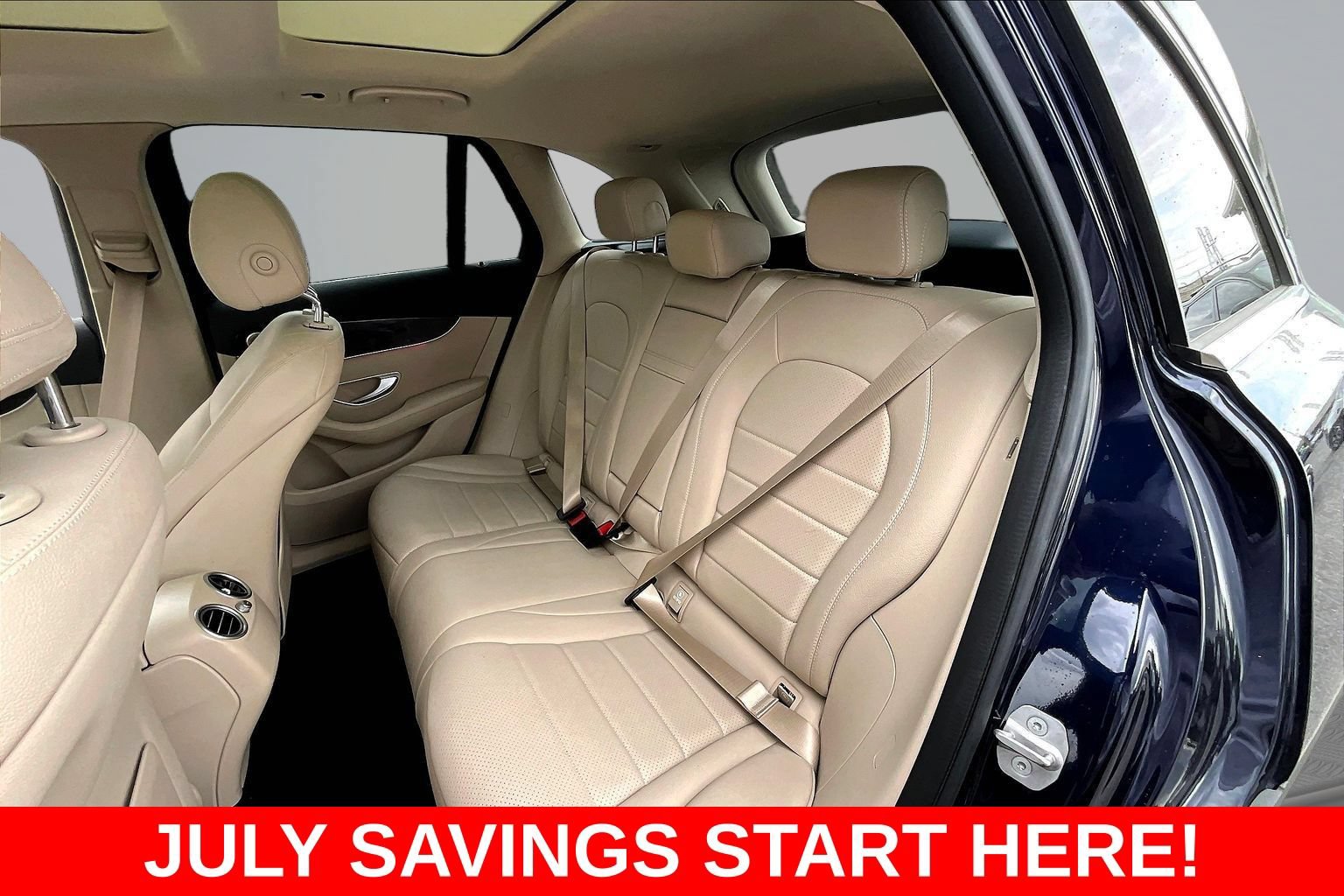 Used 2021 Mercedes-Benz GLC 300 4MATIC image 28
