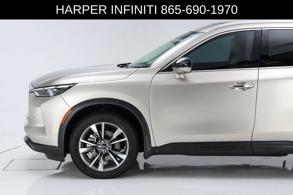 Used 2024 INFINITI QX60 Luxe FWD image 3