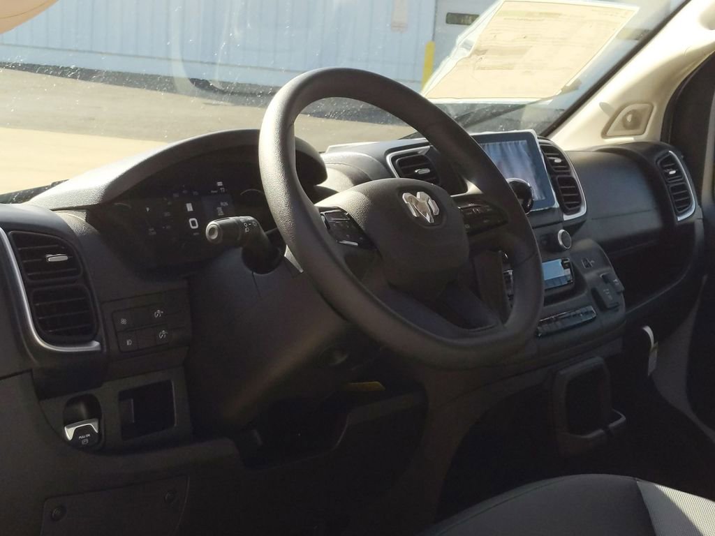 New 2025 RAM ProMaster 1500 w/ Quick Order Package 22G SLT image 2