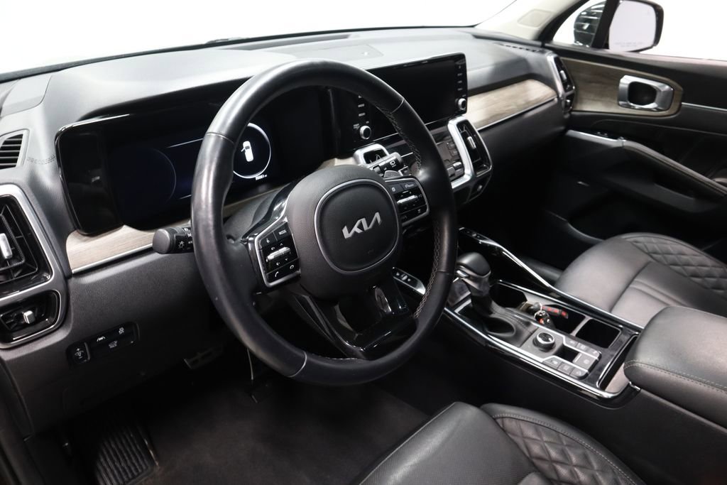 Used 2023 Kia Sorento SX Prestige image 27