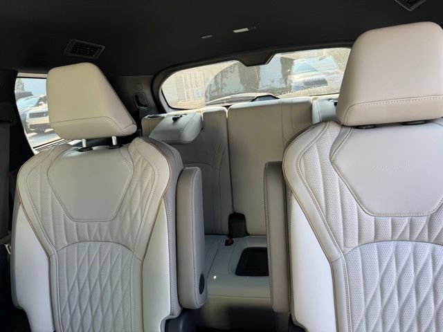 Used 2027 INFINITI QX60 Autograph w/ Dark Cargo Package AWD/4WD image 11