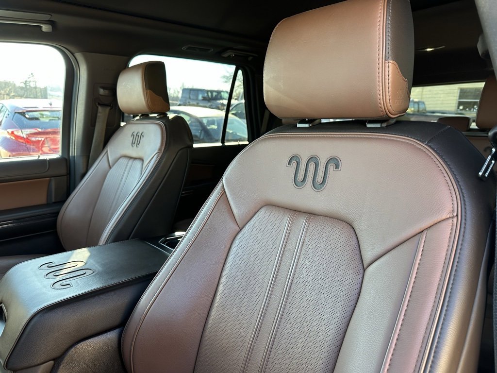 Used 2022 Ford Expedition King Ranch image 13