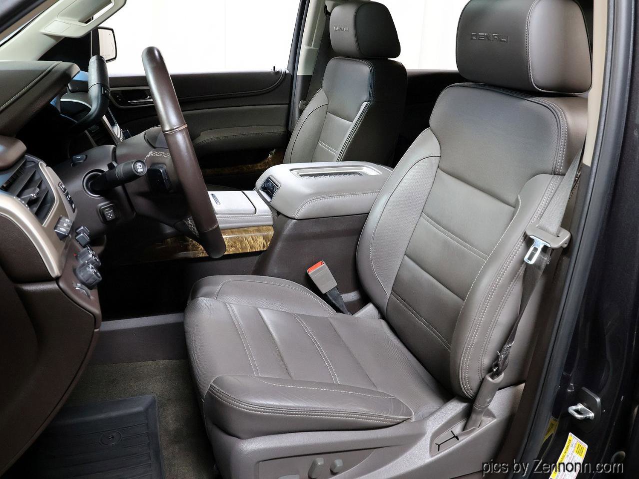 Used 2016 GMC Yukon Denali w/ Open Road Package image 9