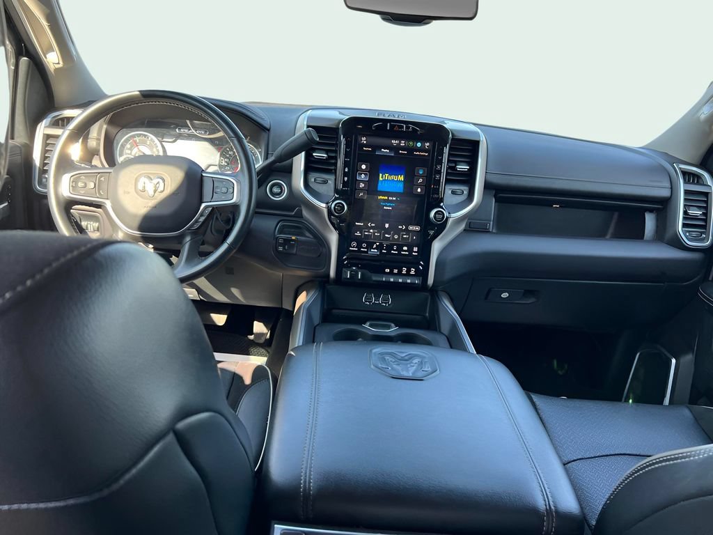 Used 2024 RAM 3500 Laramie AWD/4WD image 27