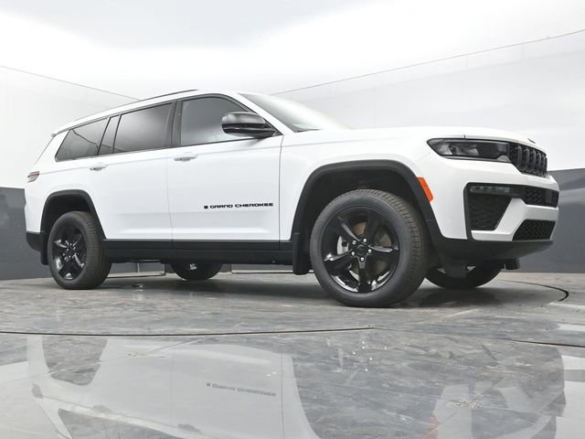 New 2026 Jeep Grand Cherokee L Limited w/ Limited Altitude Package image 41